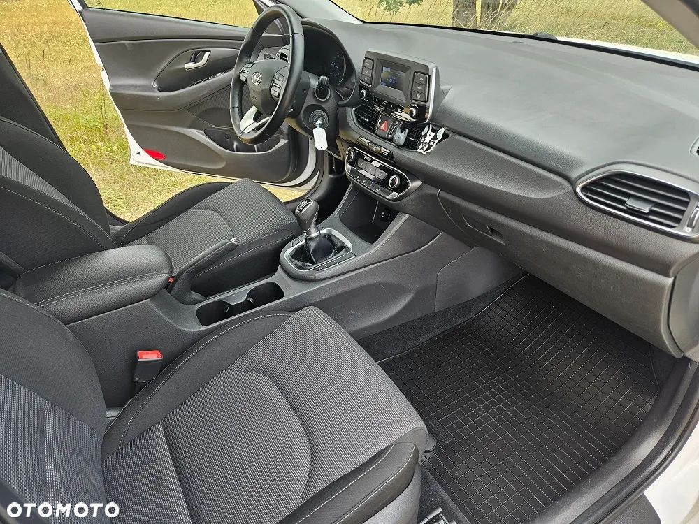 Hyundai i30 - 22