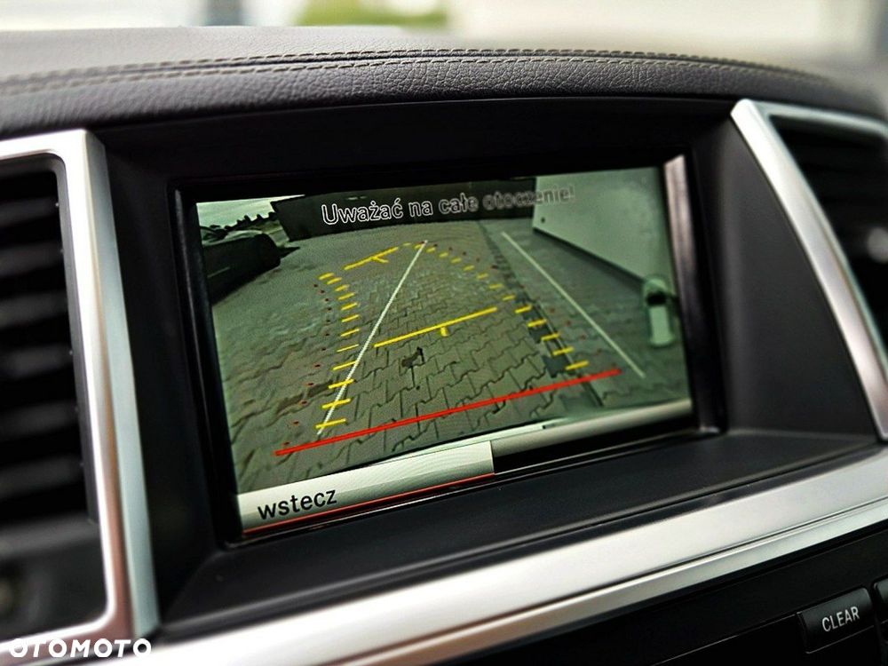 Mercedes-Benz ML 350 BlueTec 4-Matic - 14