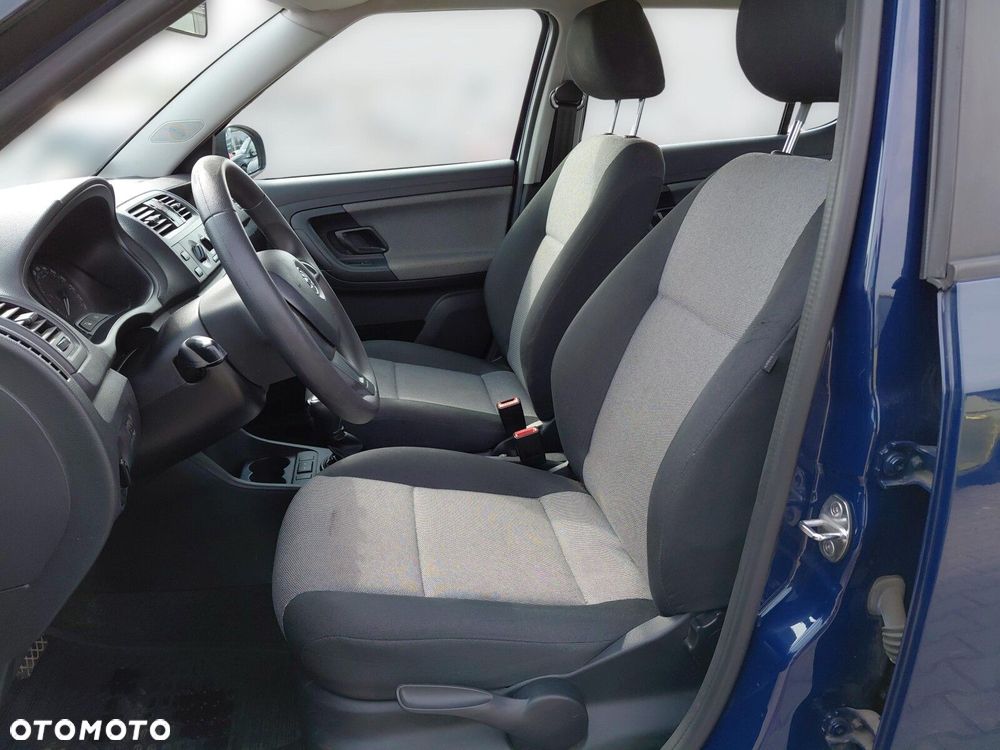 Skoda Fabia - 10