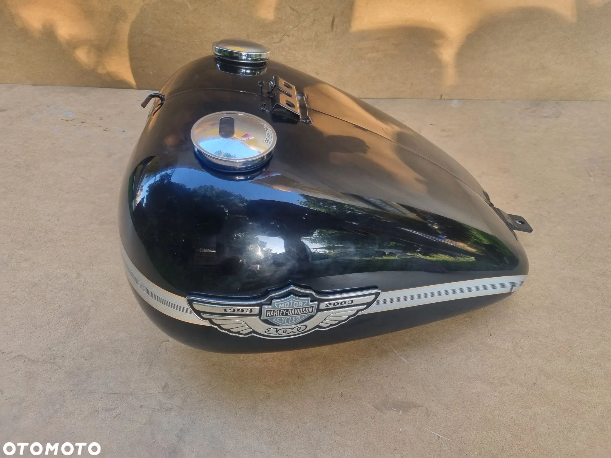Harley Davidson Zbiornik bak paliwa Softail Slim Heritage Fat Boy Night Train 62180-00D - 1