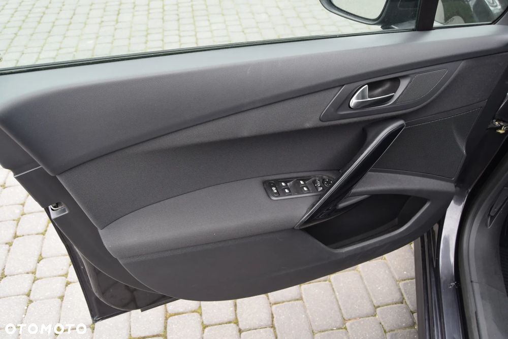 Peugeot 508 2.0 HDi Allure - 18