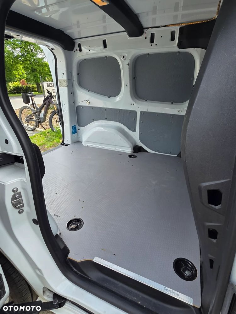 Nissan Townstar citan 1.3 benzyna 130ps przebieg 25500km rok2022 klima hak vat1 - 20