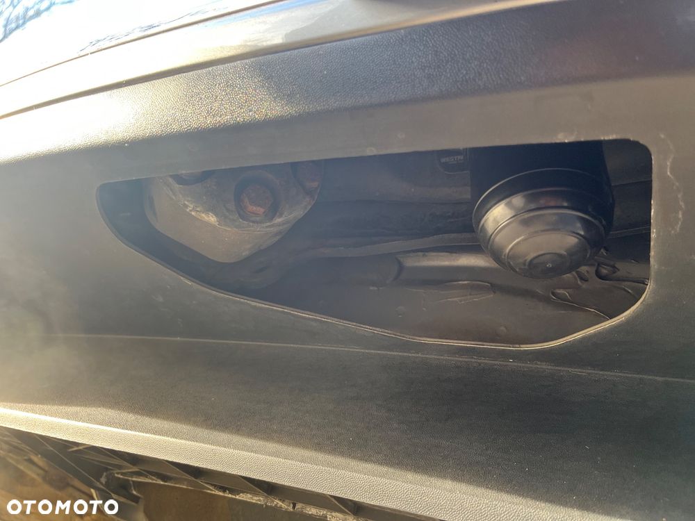 Volkswagen Passat Variant 2.0 TSI Highline - 14