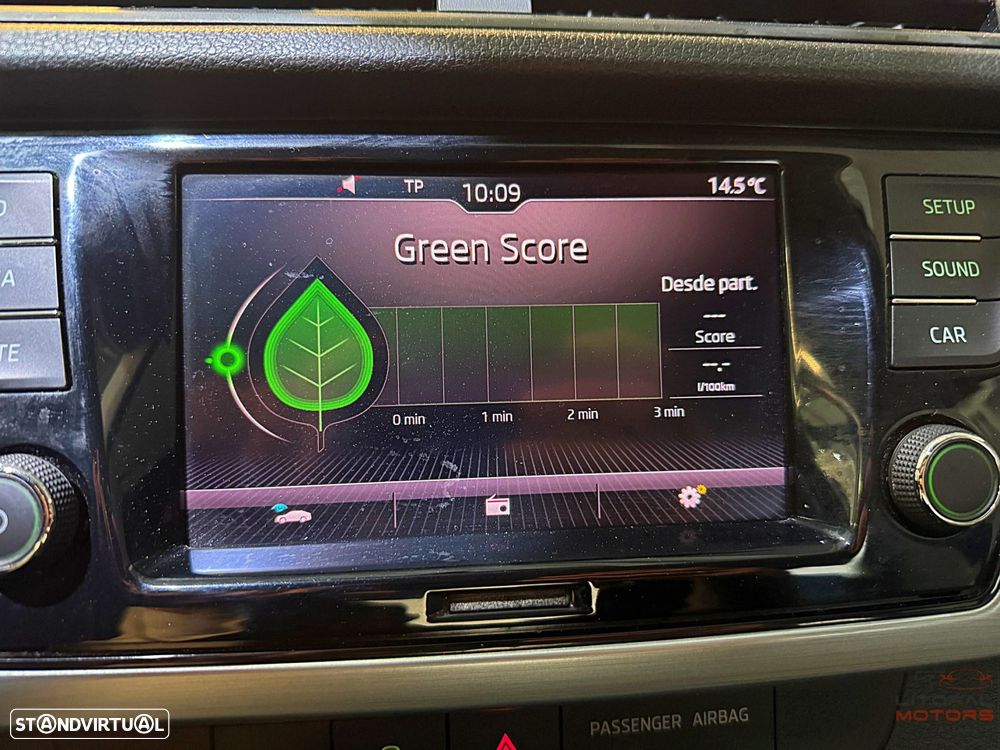 Skoda Fabia 1.0 Active Plus - 28