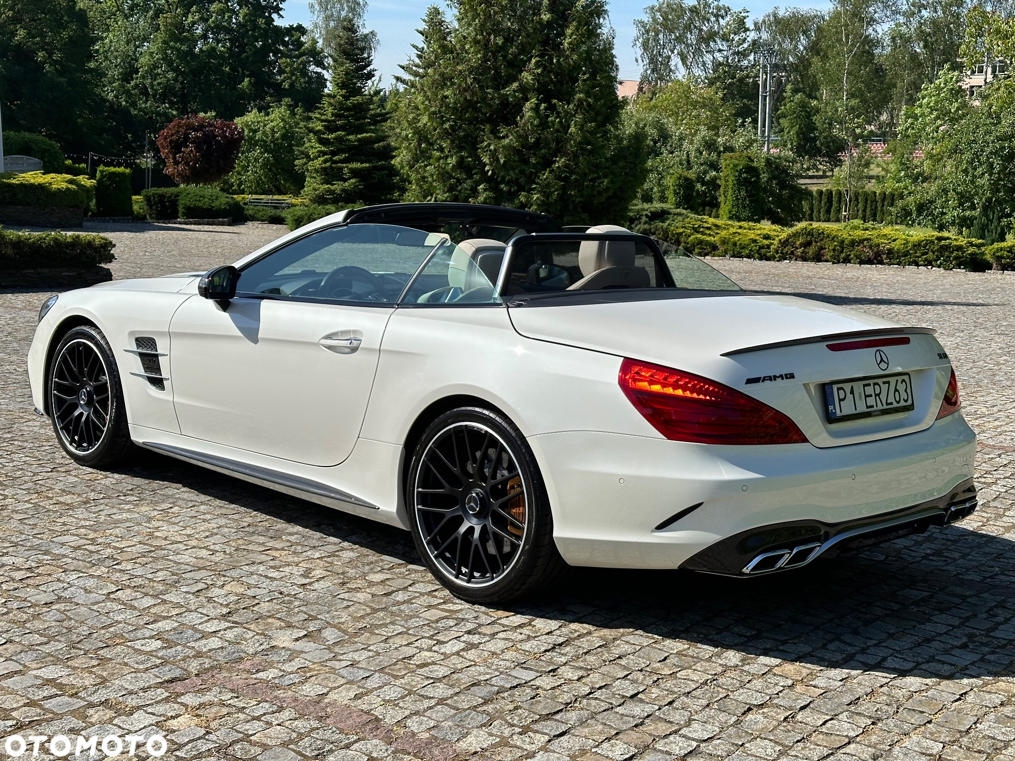 Mercedes-Benz SL - 32