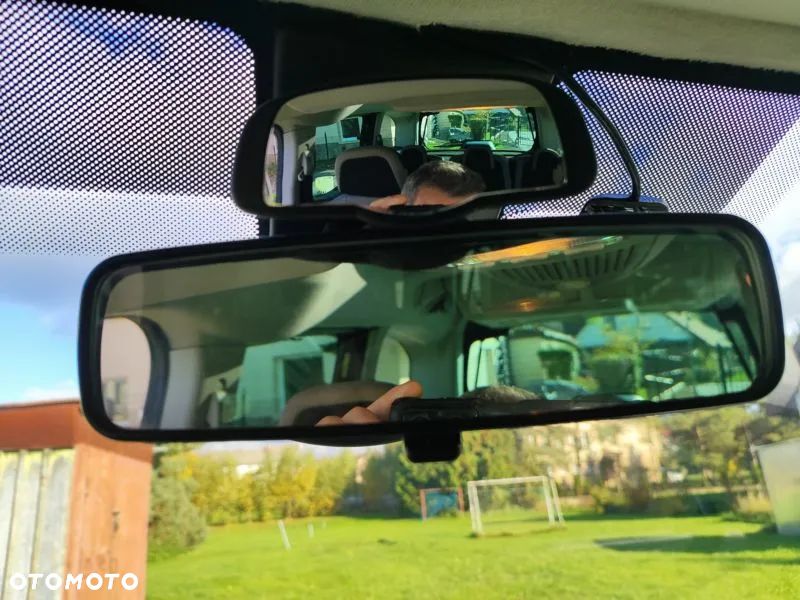 Citroën Berlingo Multispace HDi 115 FAP Exclusive - 25