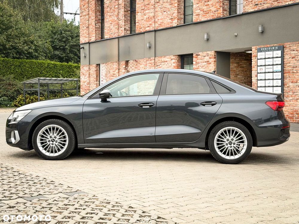 Audi A3 Limousine 35 TFSI Advanced - 2