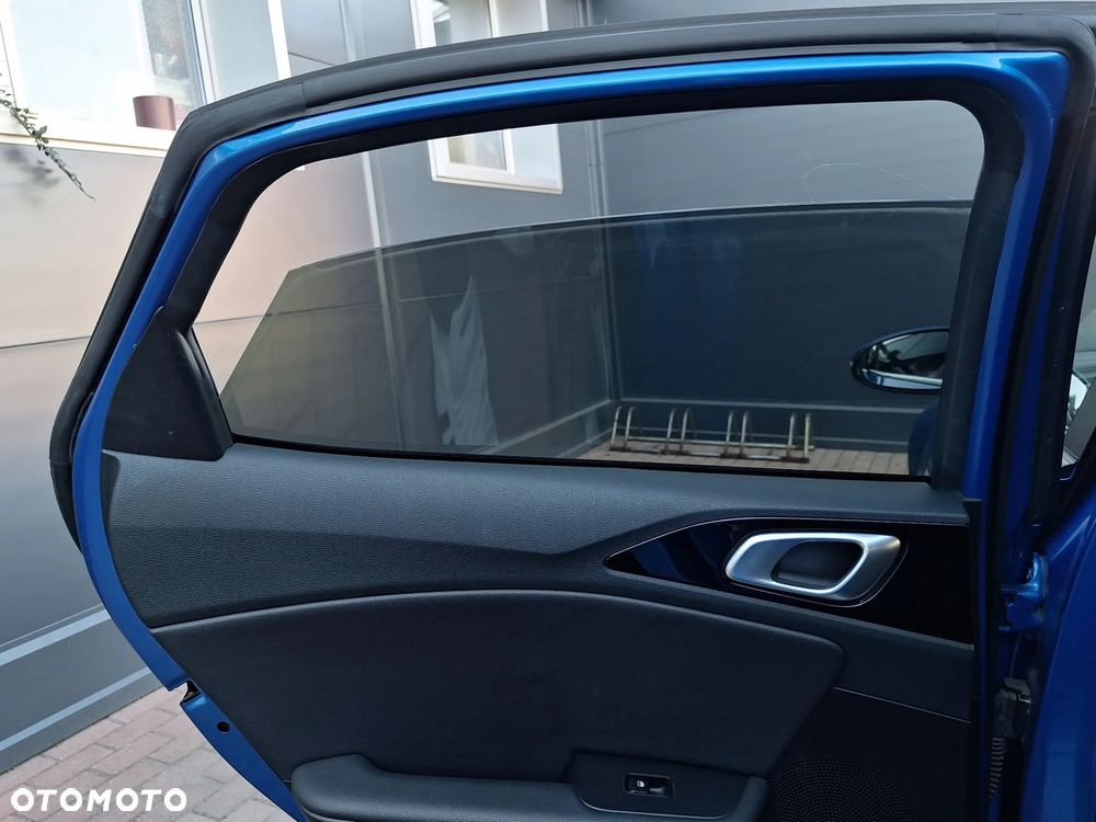 Kia XCeed 1.5 T-GDI L Business Line - 32