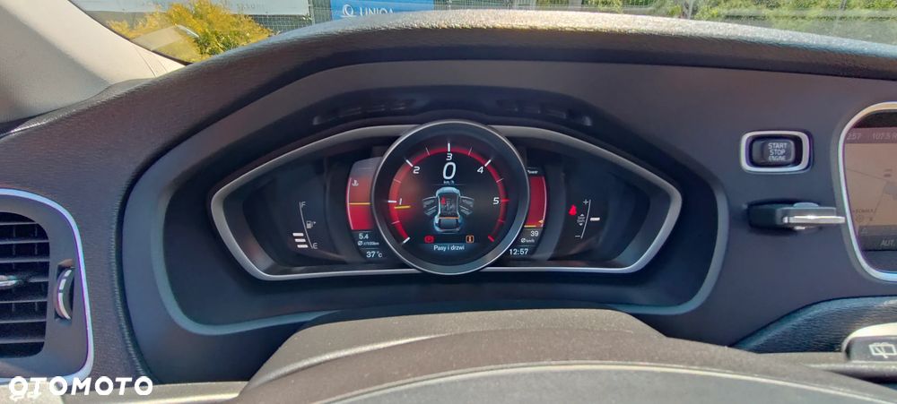 Volvo V40 D2 - 27