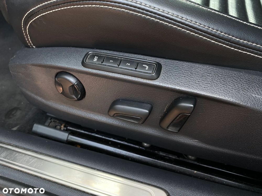Volkswagen Passat Alltrack 2.0 TDI 4Mot DSG - 5