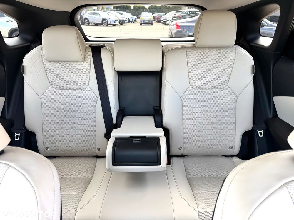 Lexus RX 350h Prestige - 11