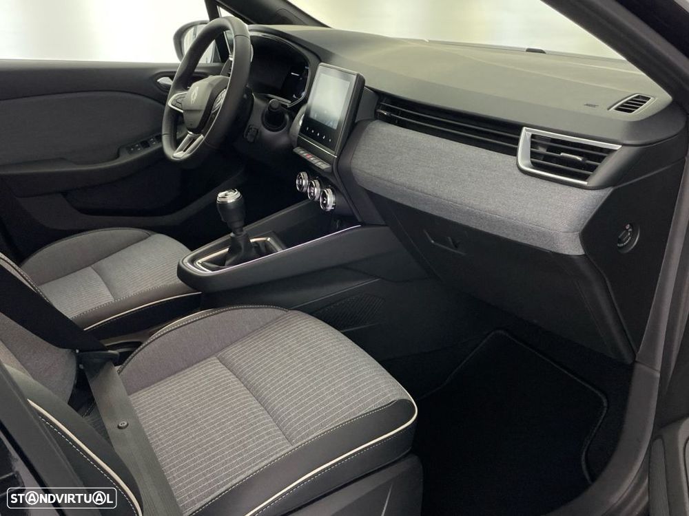 Renault Clio 1.0 TCe Techno - 29