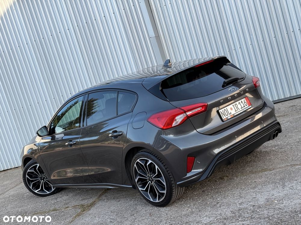 Ford Focus 2.0 EcoBlue Titanium X - 36