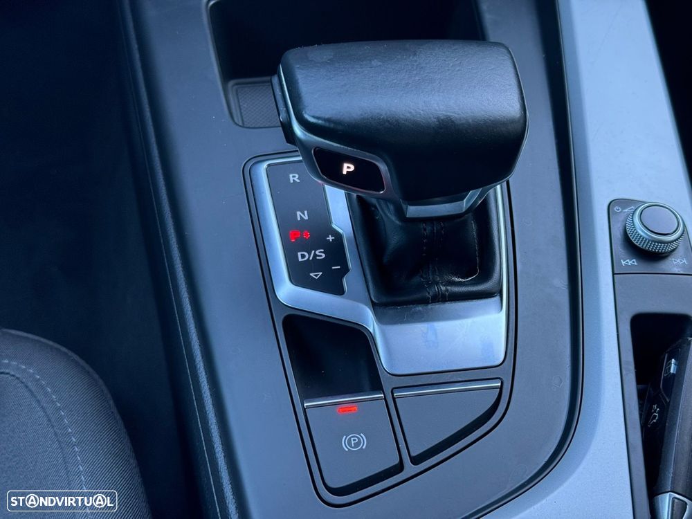 Audi A4 Avant 30 TDI Advanced S tronic - 45