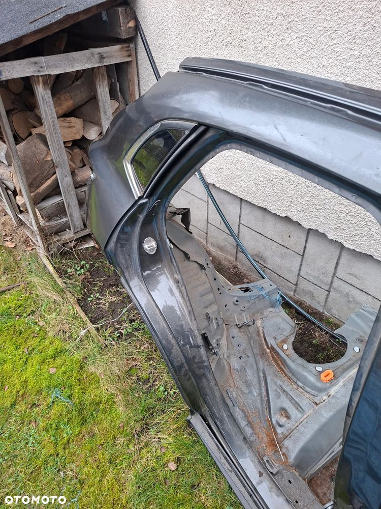 Mazda cx-30 część blacharska, cięta,  bok prawy - 8