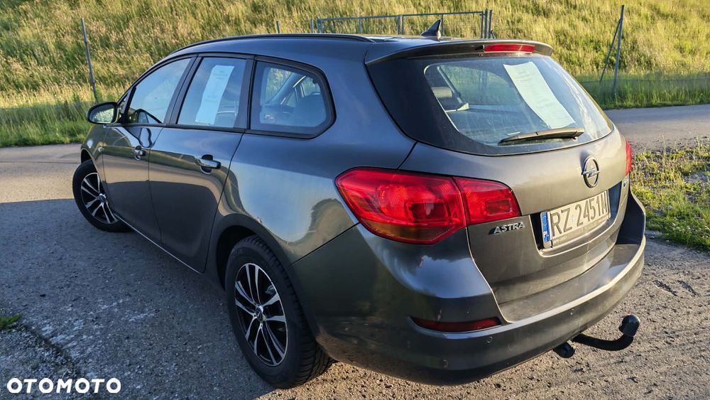 Opel Astra - 11