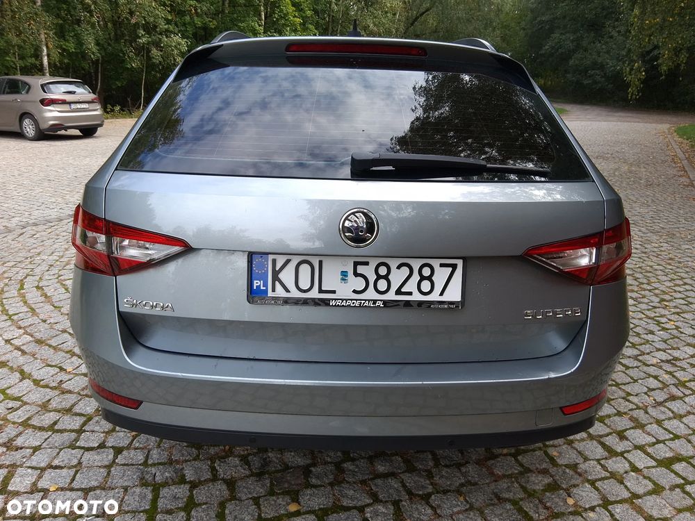 Skoda Superb 1.6 TDI Active DSG - 12