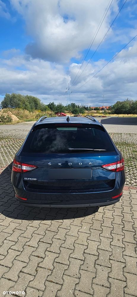 Skoda Superb 2.0 TDI DSG Premium Edition - 5