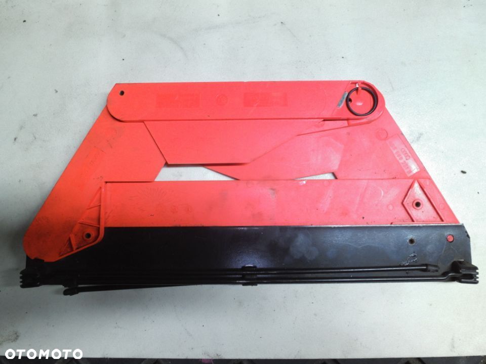 VW AUDI TRÓJKĄT OSTRZEGAWCZY 4B5860251B - 1