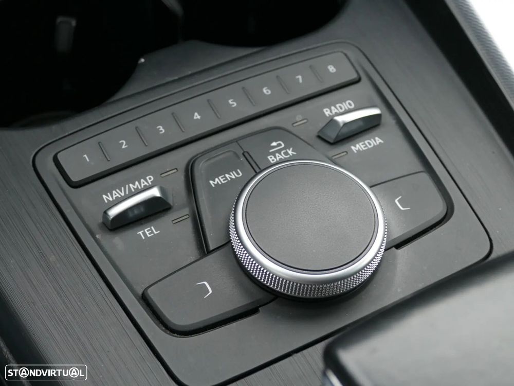 Audi A4 Avant 40 TDI Sport S tronic - 23