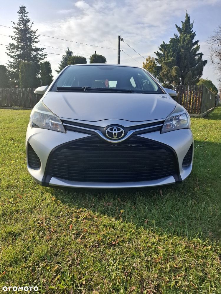 Toyota Yaris - 1