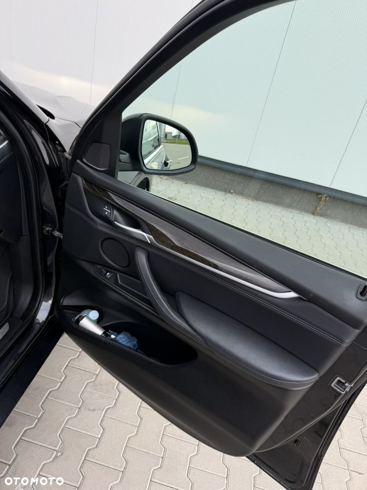 BMW X5 xDrive35i - 31