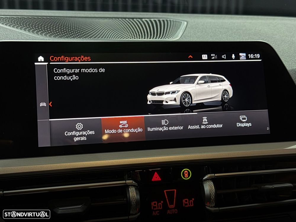 BMW 320 e Line Sport Auto - 24