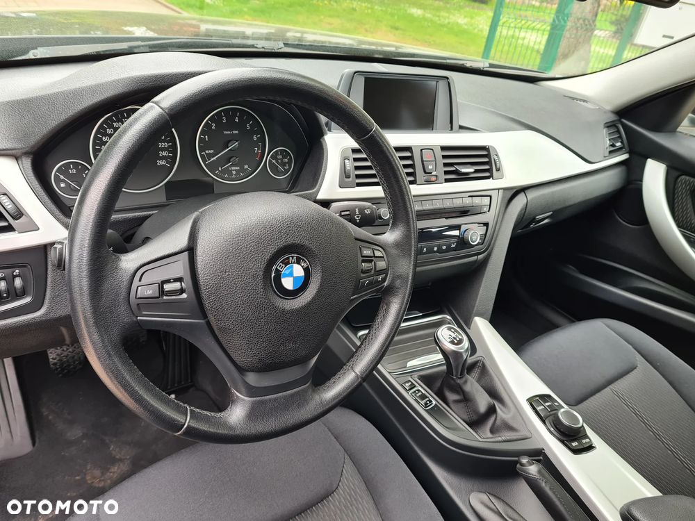 BMW Seria 3 - 3