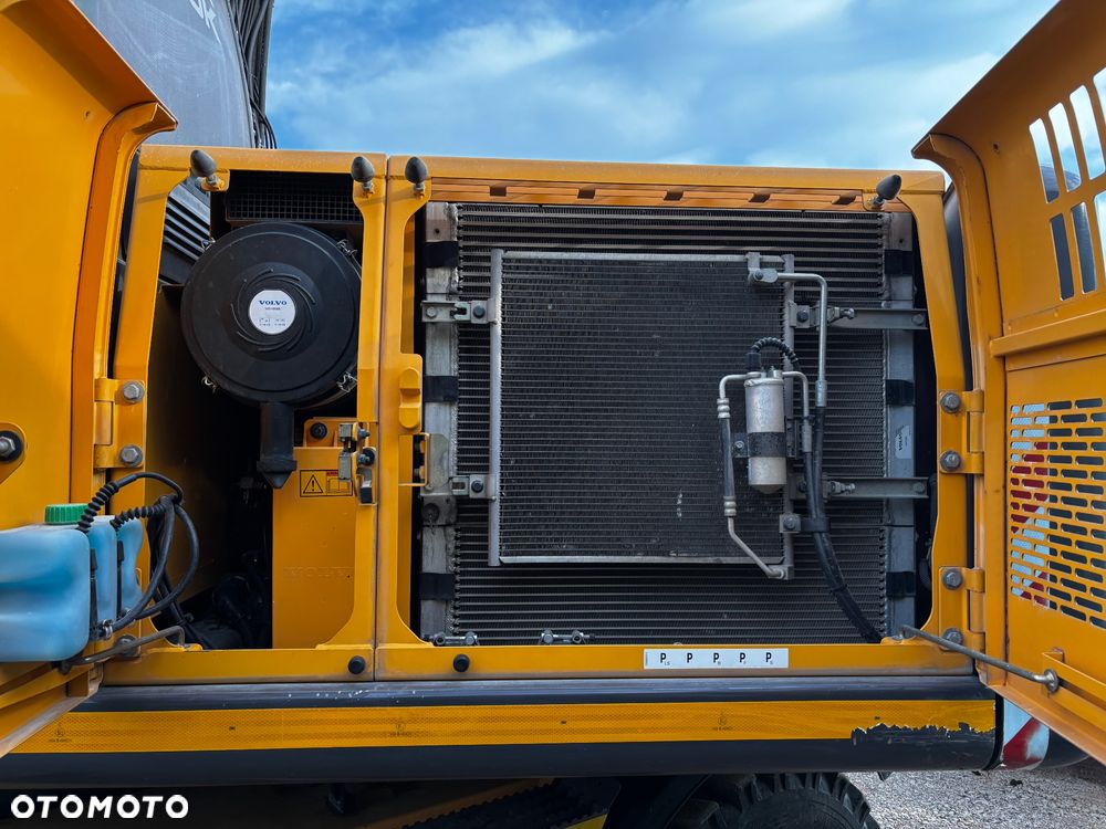 Volvo EW 160C - 19