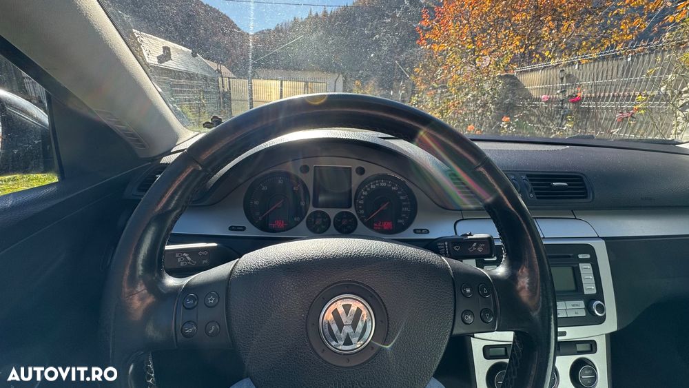 Volkswagen Passat 2.0TDI Comfortline DPF - 17