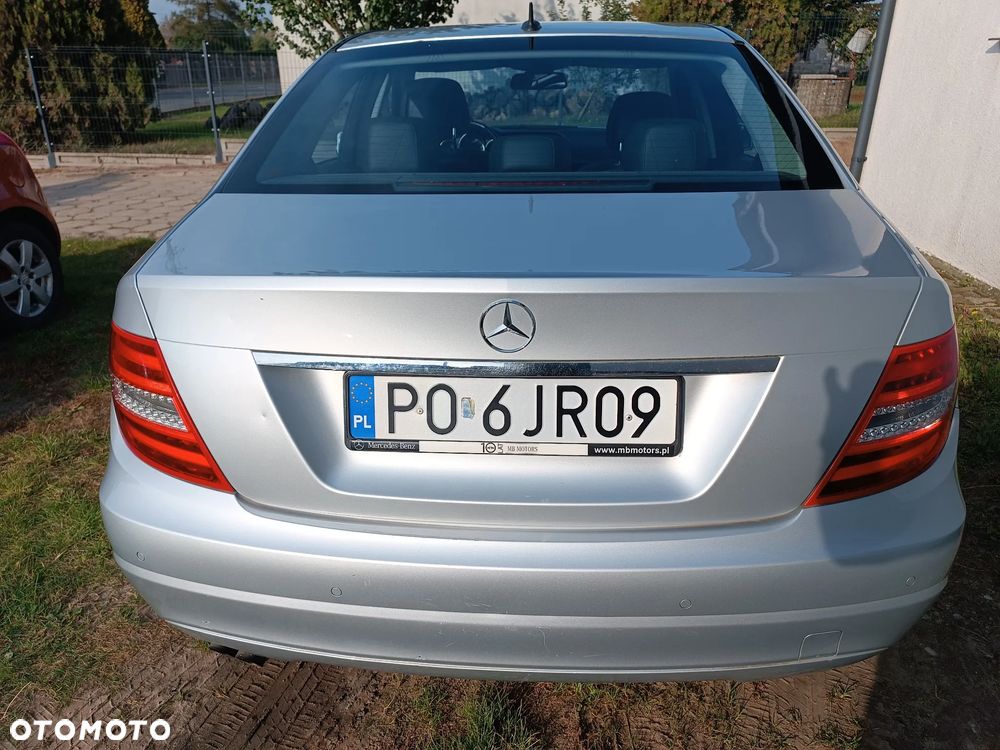 Mercedes-Benz Klasa C 180 - 7
