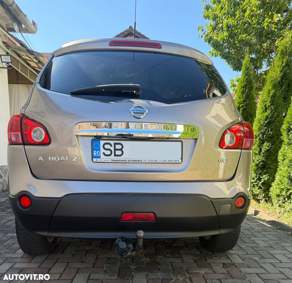 Nissan Qashqai+2 - 2