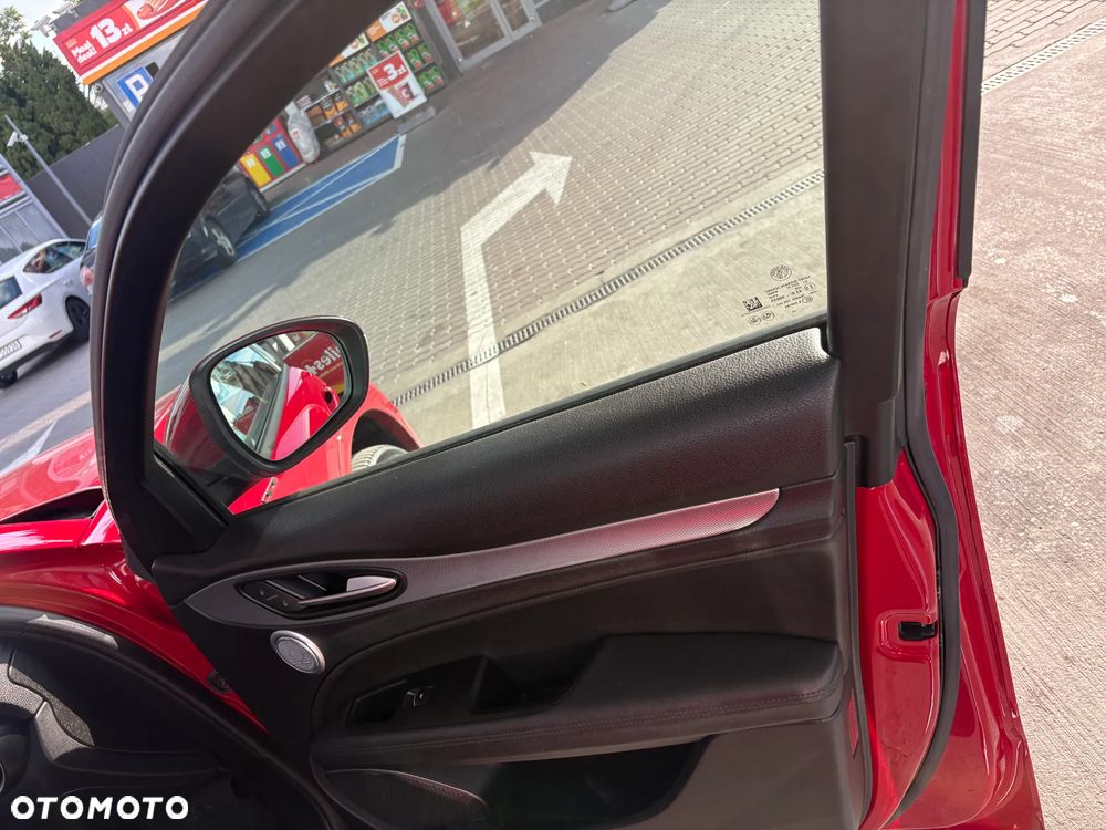 Alfa Romeo Stelvio 2.0 Turbo Veloce Q4 - 7