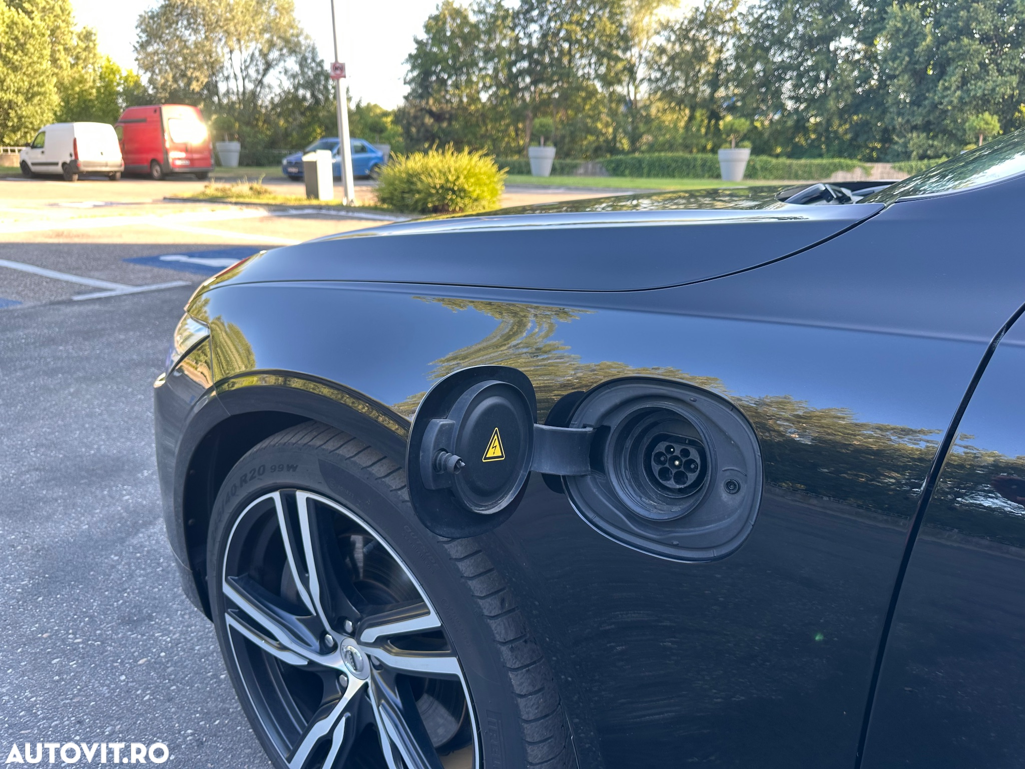 Volvo S90 T8 Twin Engine AWD Geartronic R Design - 15