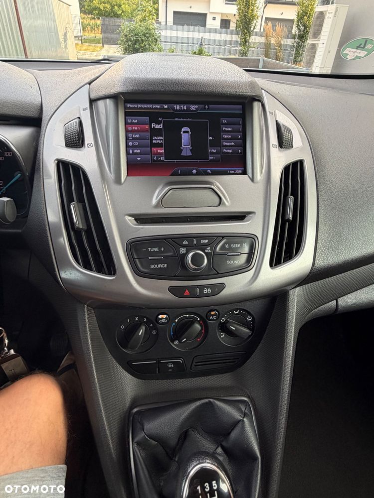 Ford Transit Connect - 11