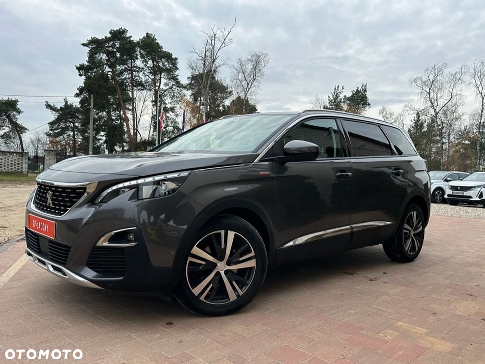 Peugeot 5008 - 8