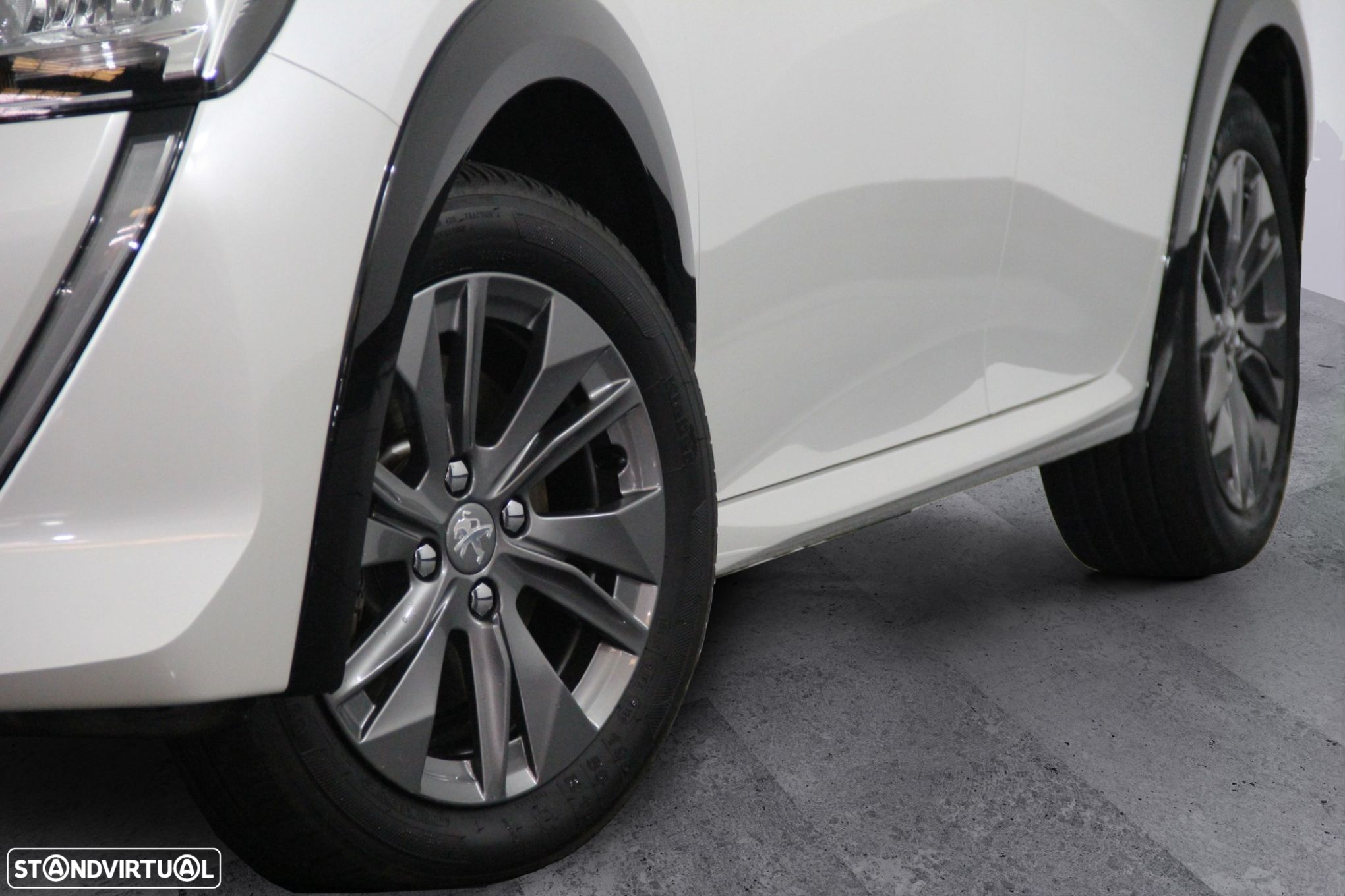 Peugeot e-208 50 kWh Style - 14
