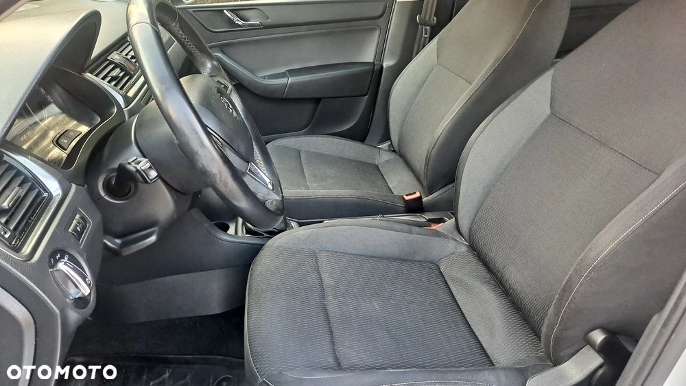 Skoda RAPID 1.6 TDI Edition - 15