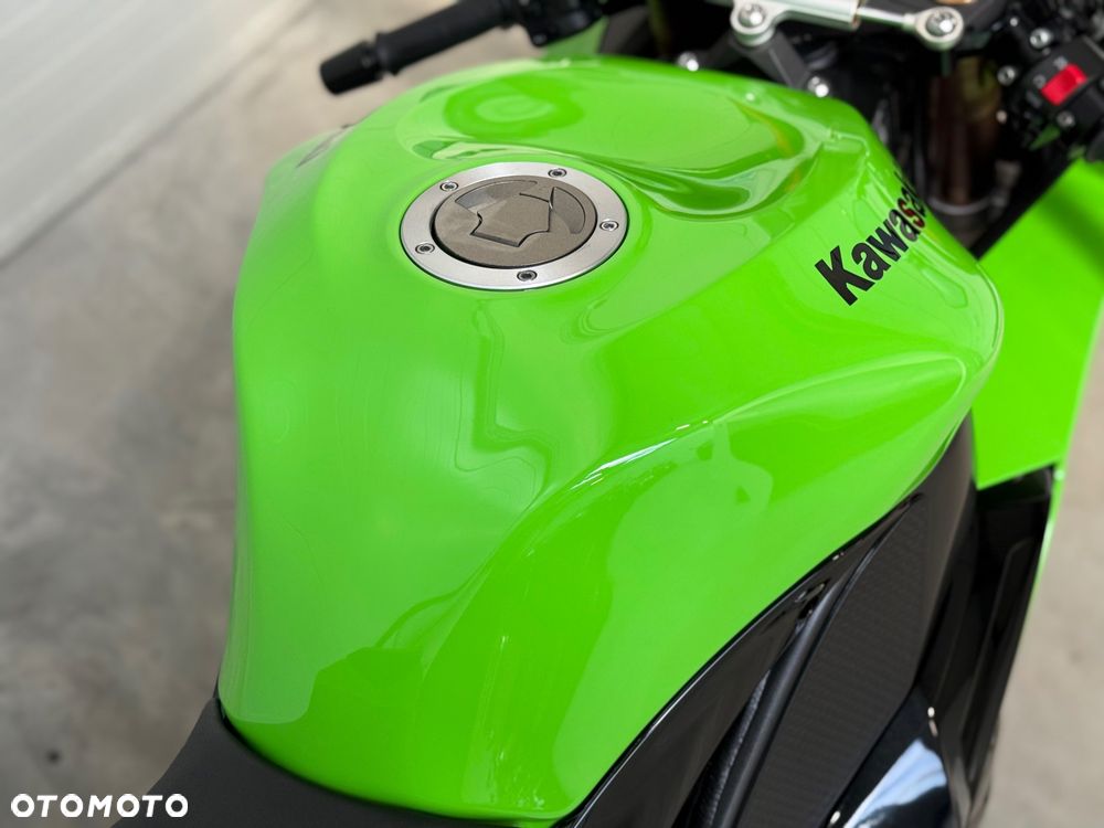 Kawasaki ZX - 20