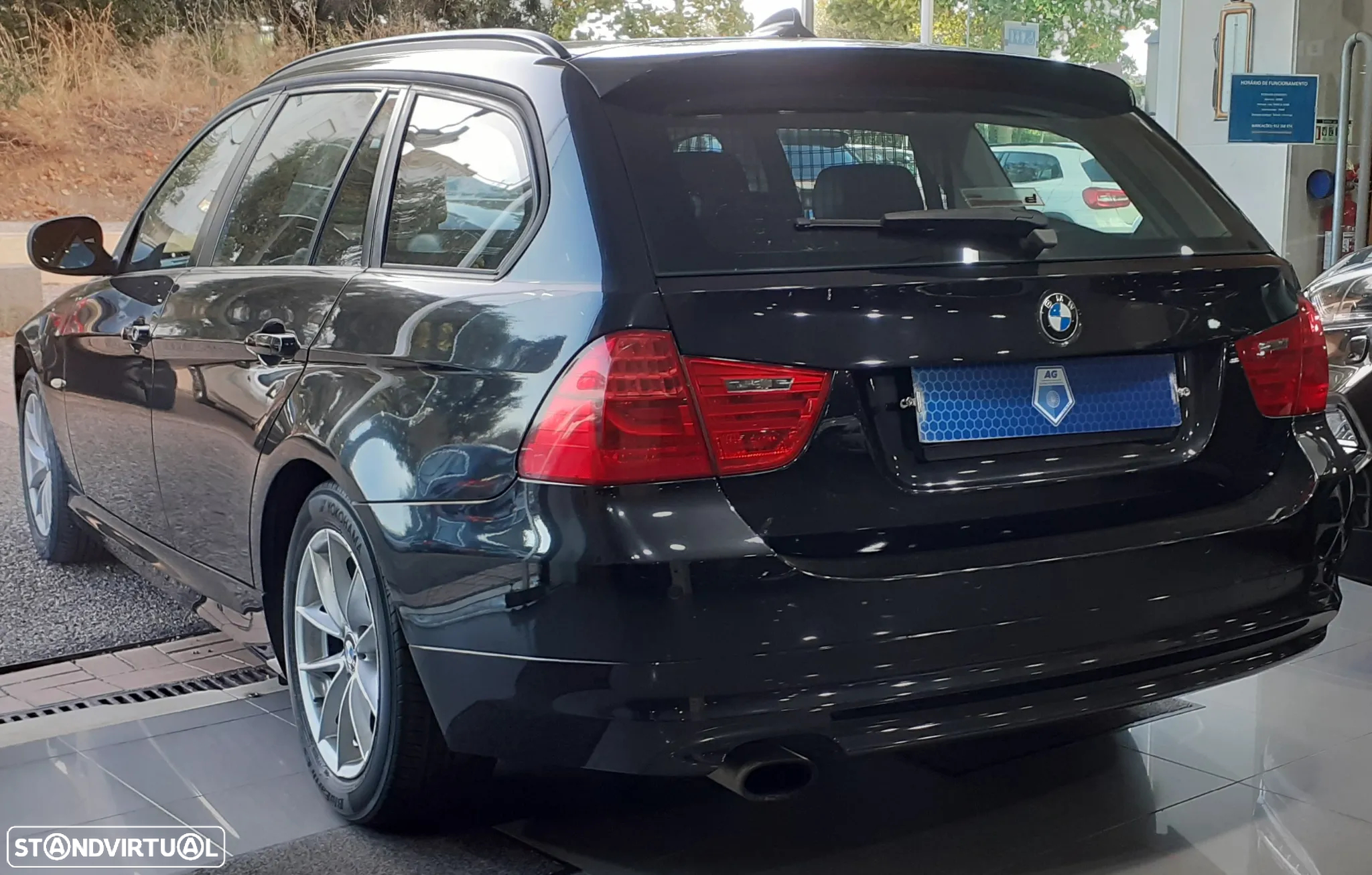 BMW 320 d DPF Touring Edition Sport - 3