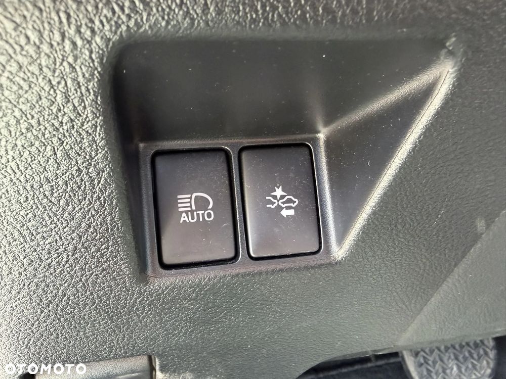 Toyota Yaris 1.5 VVT-i Selection - 19