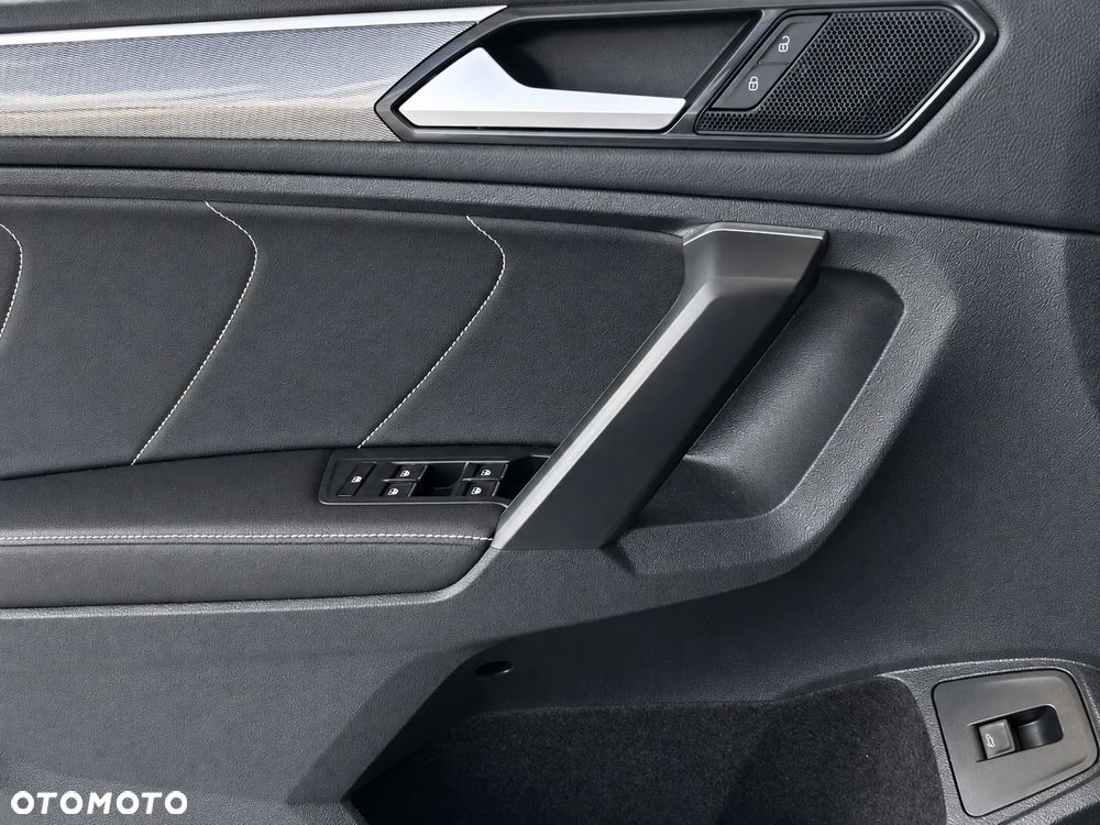 Volkswagen Tiguan - 17