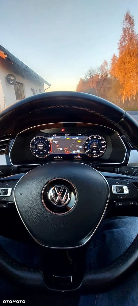 Volkswagen Passat Variant 2.0 TDI BMT Trendline - 15