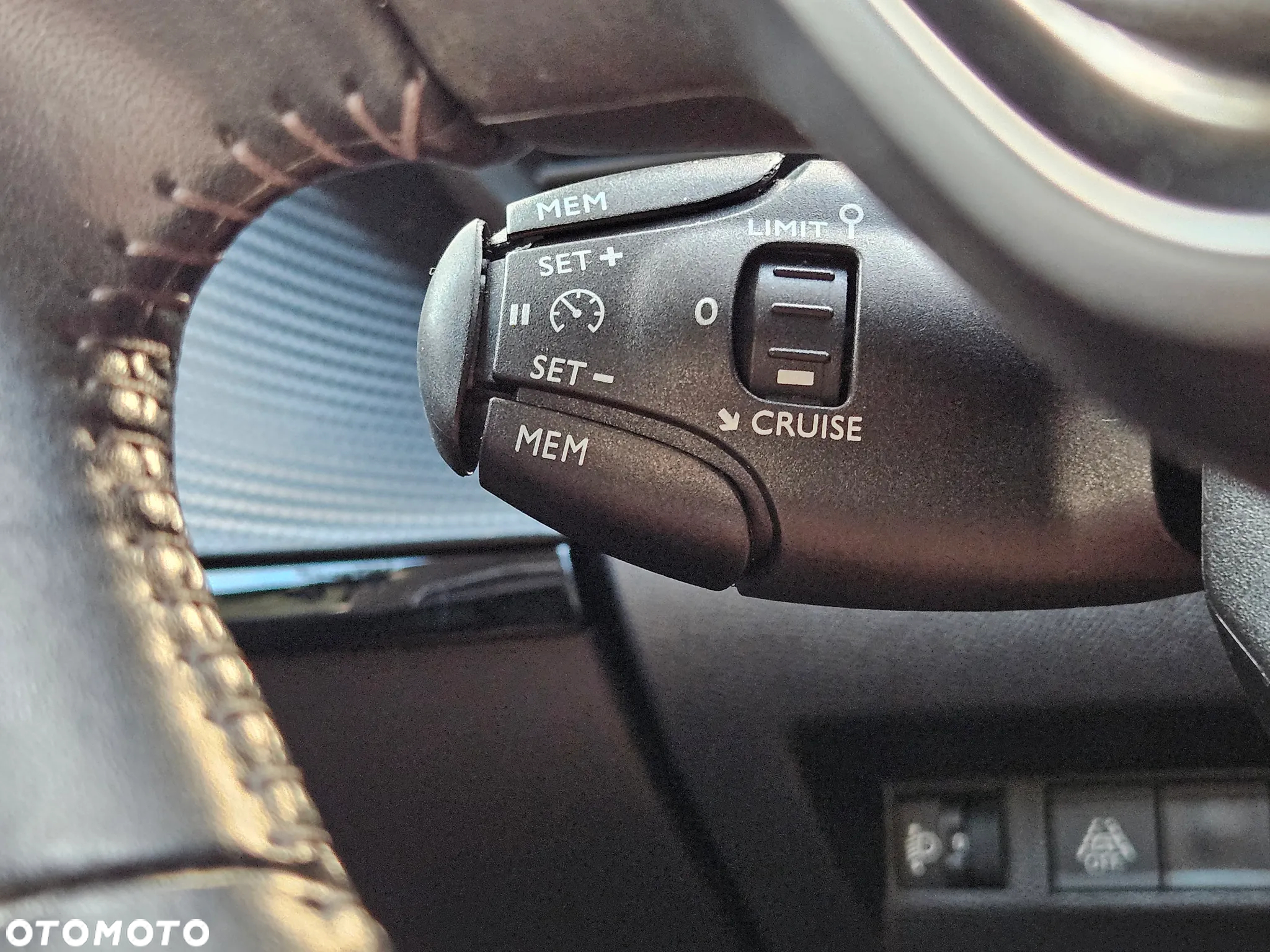 Peugeot 208 1.2 PureTech Active S&S - 14