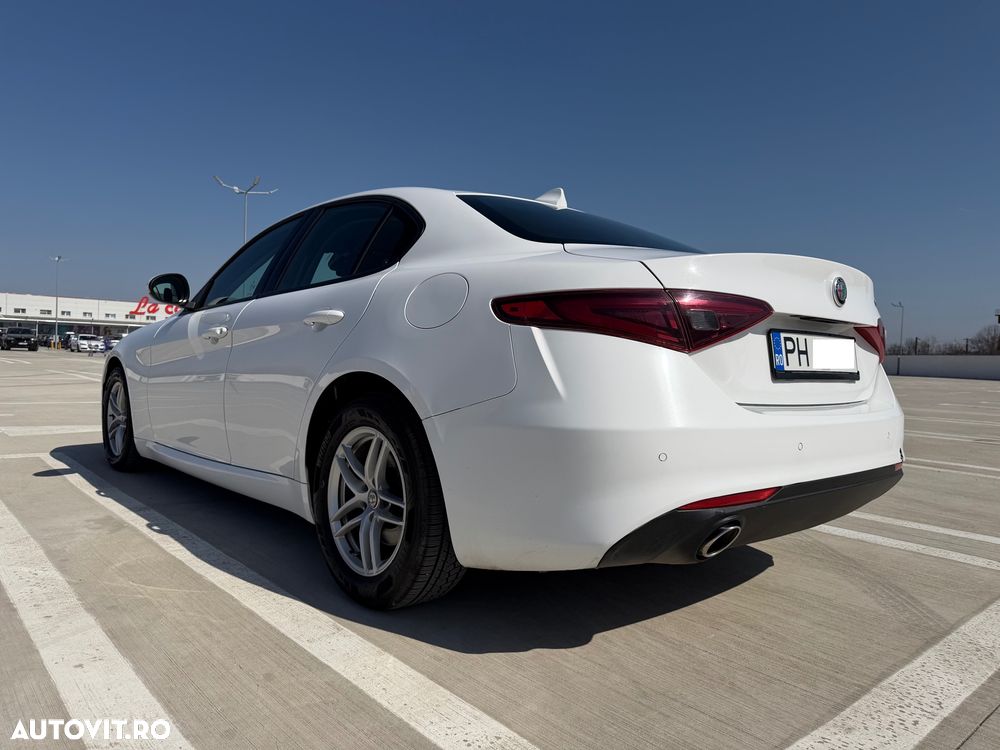 Alfa Romeo Giulia 2.2 JTDM Aut. - 7