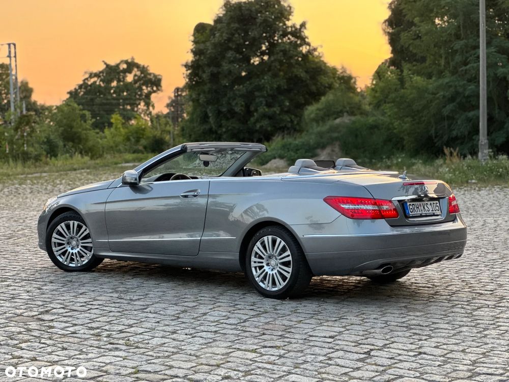 Mercedes-Benz Klasa E - 23