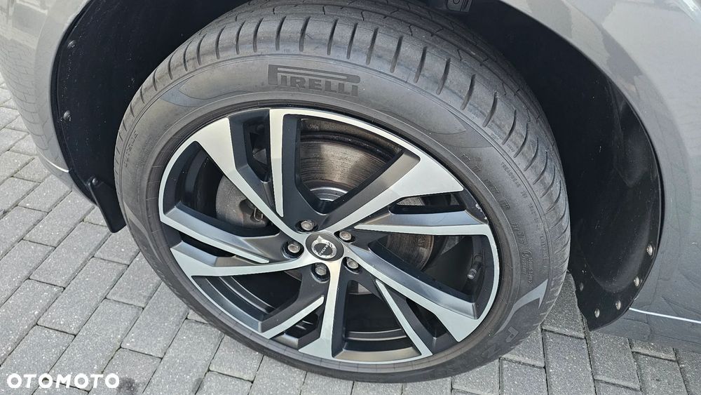 Volvo XC 60 D4 R-Design - 14