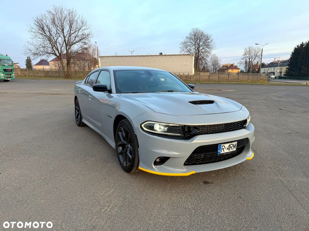 Dodge Charger 5.7 R/T - 1