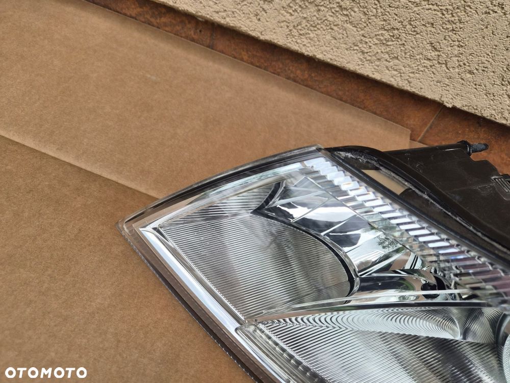 lampa przednia lewa skoda octavia ii lift xenon oryginał - 6