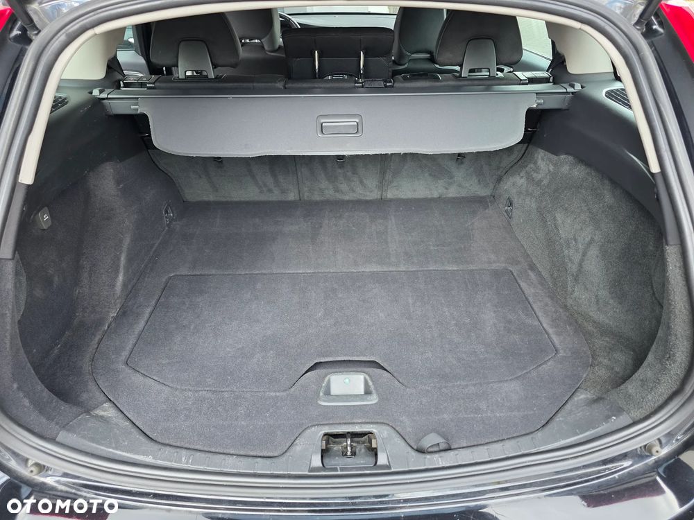 Volvo V60 D3 Momentum - 20